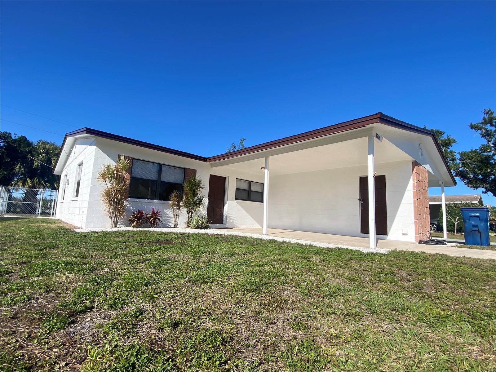 7914 43RD AVE W, BRADENTON, FL, 34209