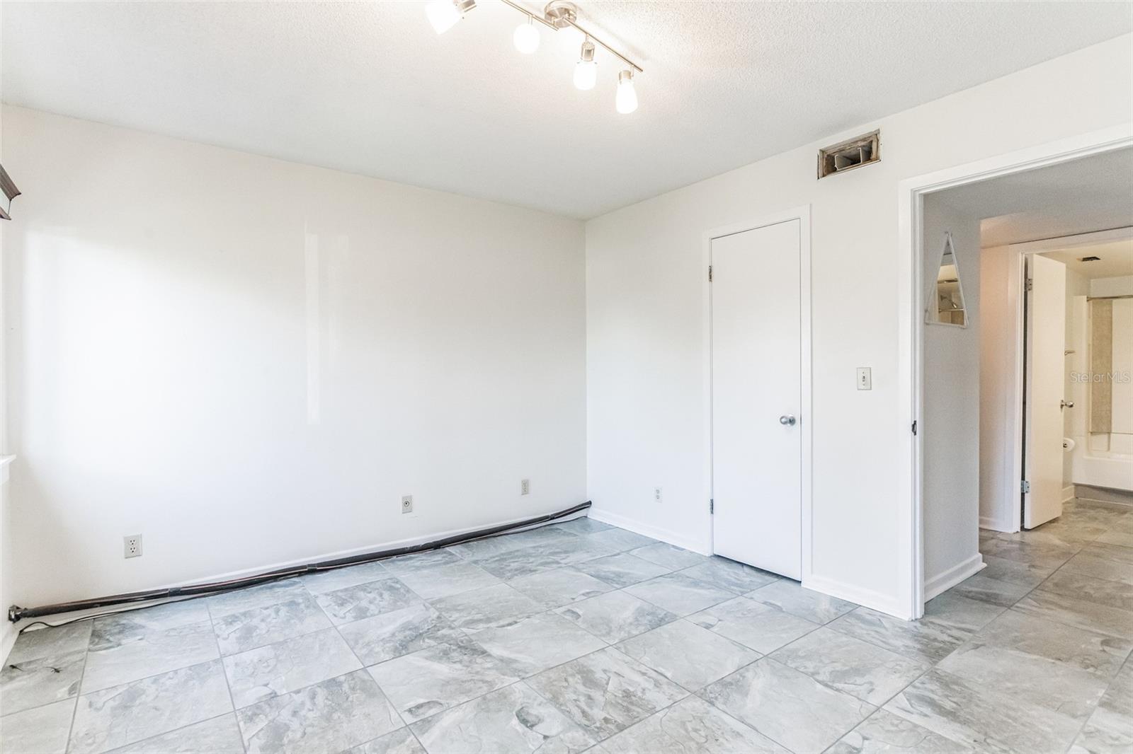 50 CLUB HOUSE DR #101, PALM COAST, FL, 32137