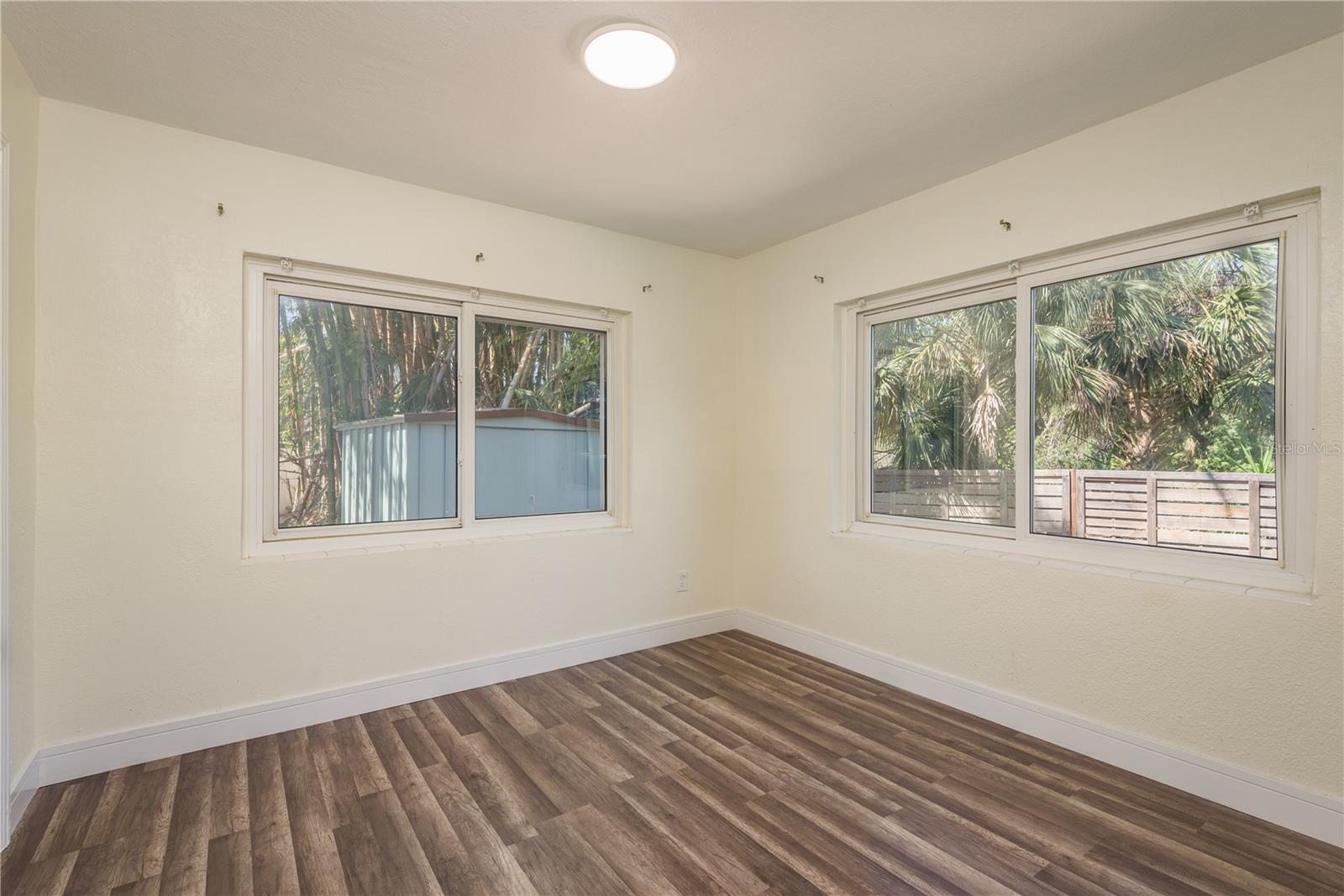 8423 JACKSON SPRINGS RD, TAMPA, FL, 33615