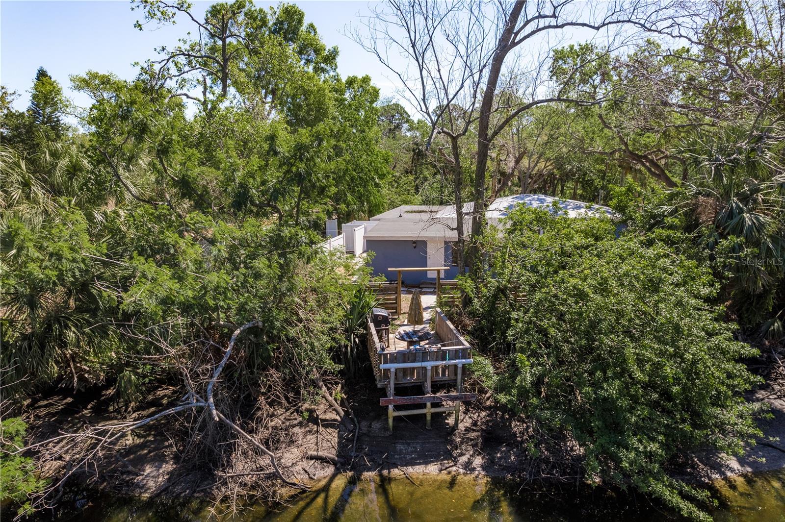 8423 JACKSON SPRINGS RD, TAMPA, FL, 33615
