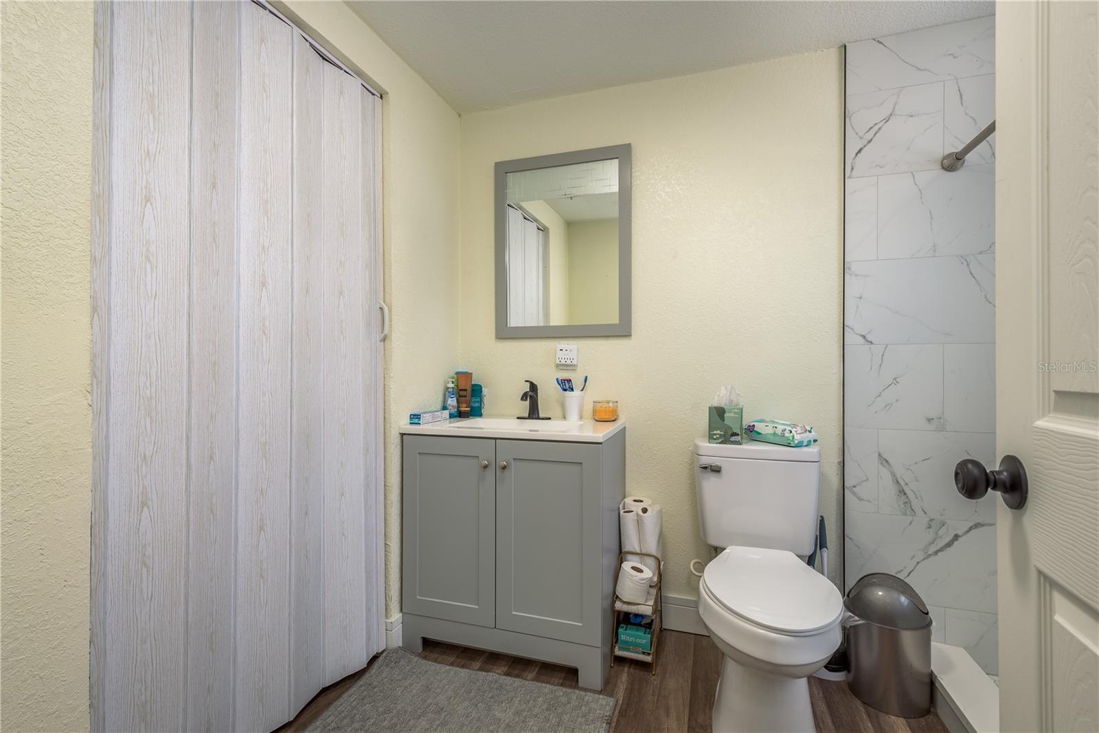 8423 JACKSON SPRINGS RD, TAMPA, FL, 33615