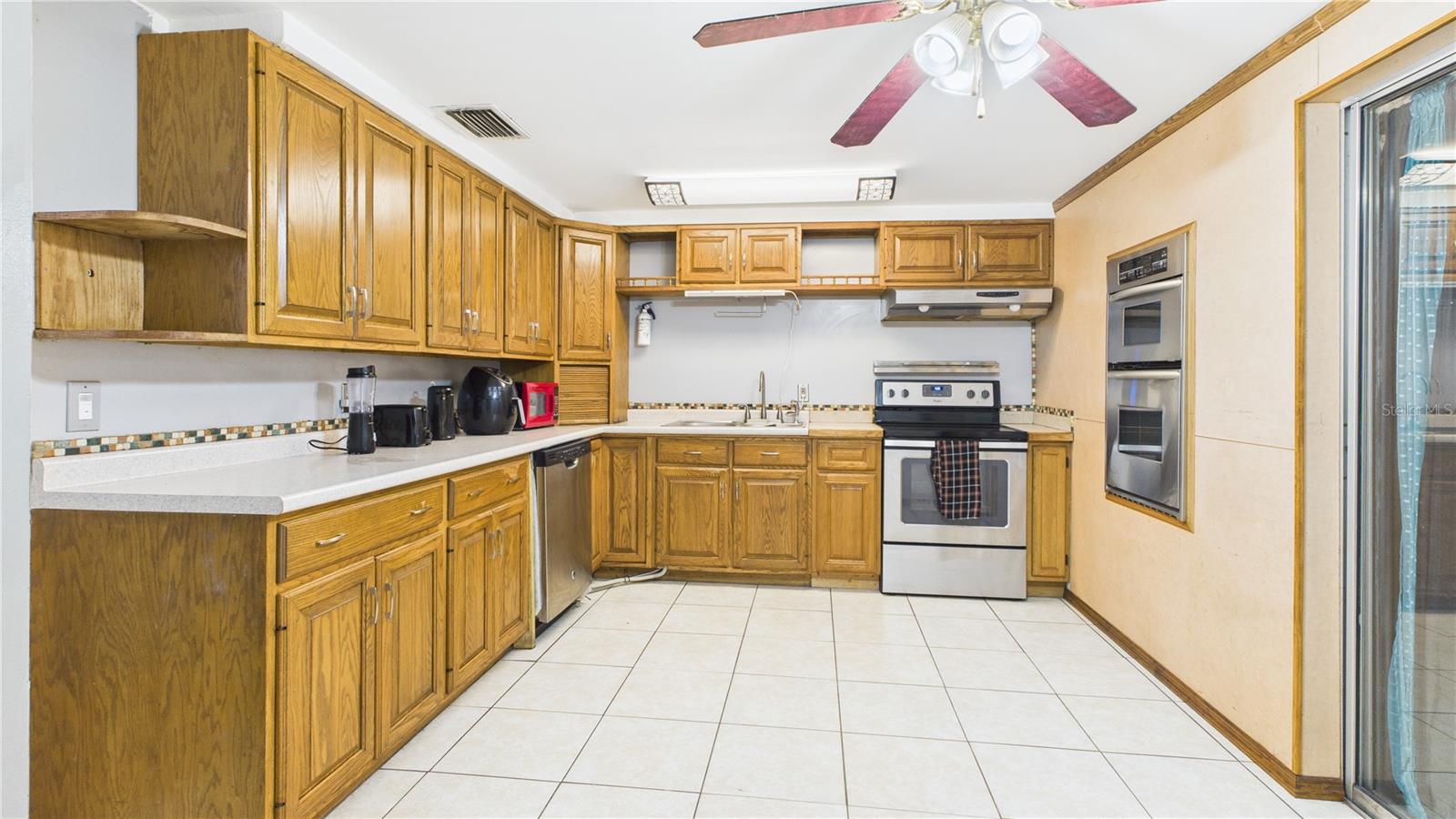 39233 9TH AVE, ZEPHYRHILLS, FL, 33542