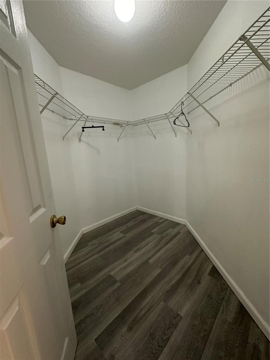 10925 PINEWOOD COVE LN, ORLANDO, FL, 32817