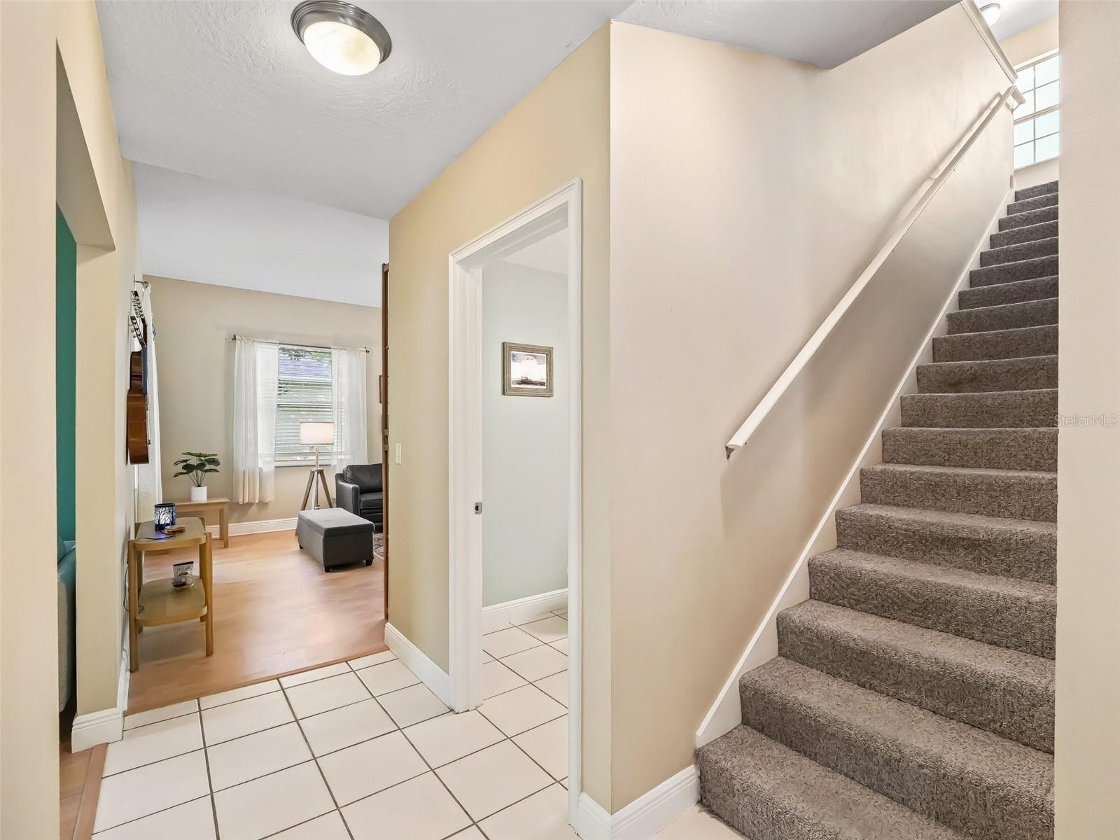 208 HIDEAWAY CT, MINNEOLA, FL, 34715