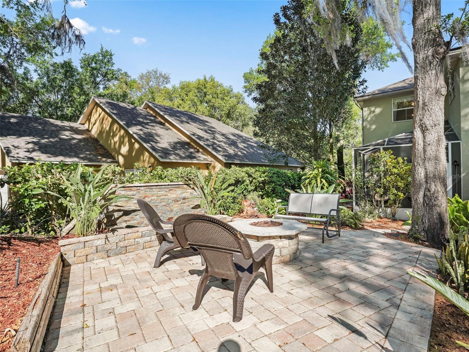 208 HIDEAWAY CT, MINNEOLA, FL, 34715