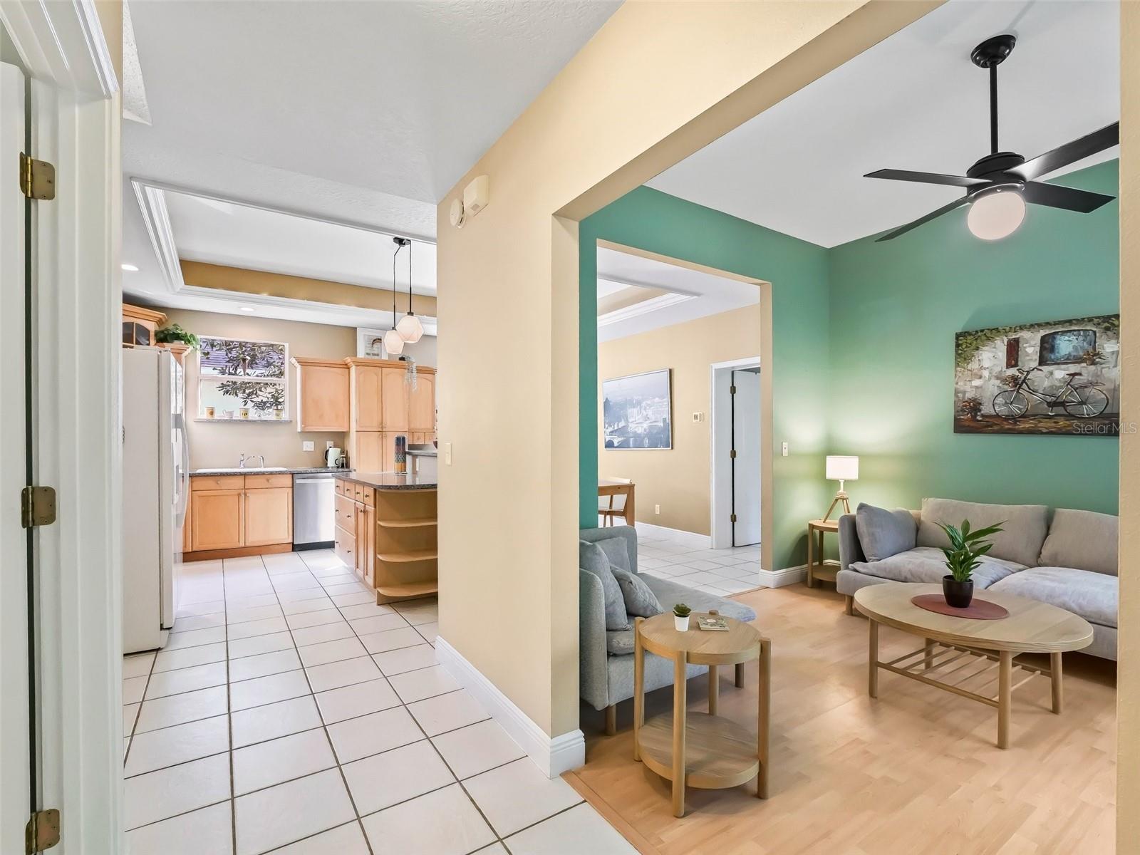 208 HIDEAWAY CT, MINNEOLA, FL, 34715