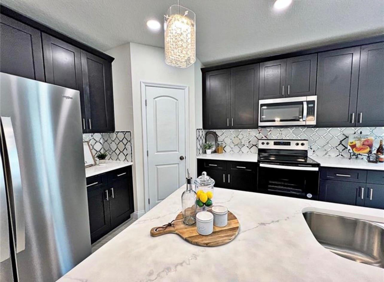 12 E MURPHY ST E, DAVENPORT, FL, 33837