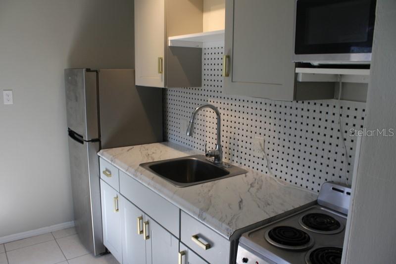 1500 30TH AVE N, ST PETERSBURG, FL, 33704