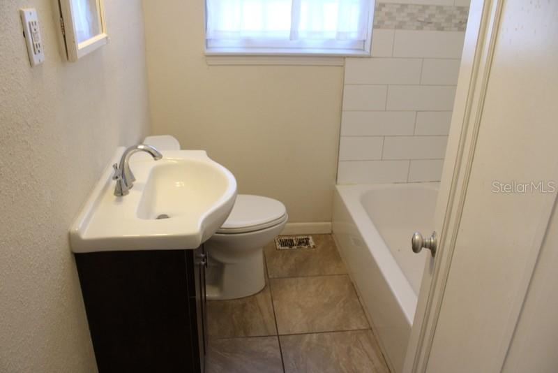 1500 30TH AVE N, ST PETERSBURG, FL, 33704