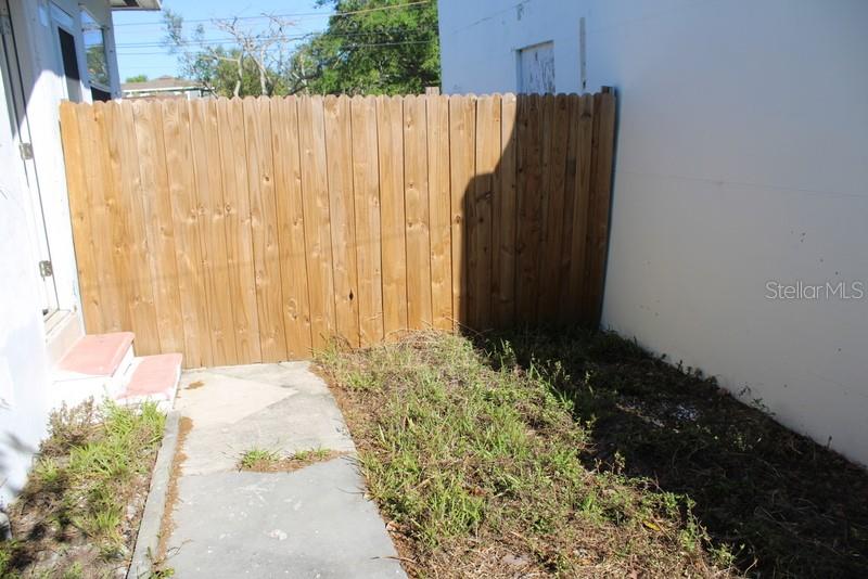 1500 30TH AVE N, ST PETERSBURG, FL, 33704