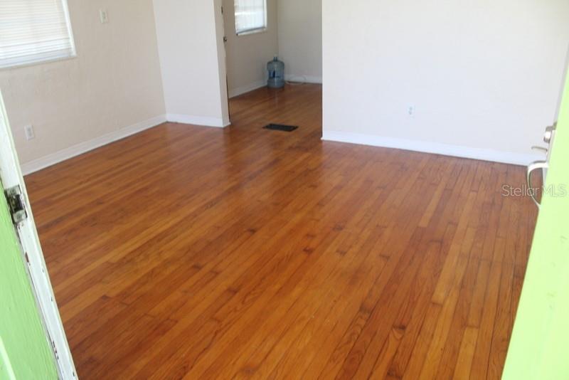1500 30TH AVE N, ST PETERSBURG, FL, 33704