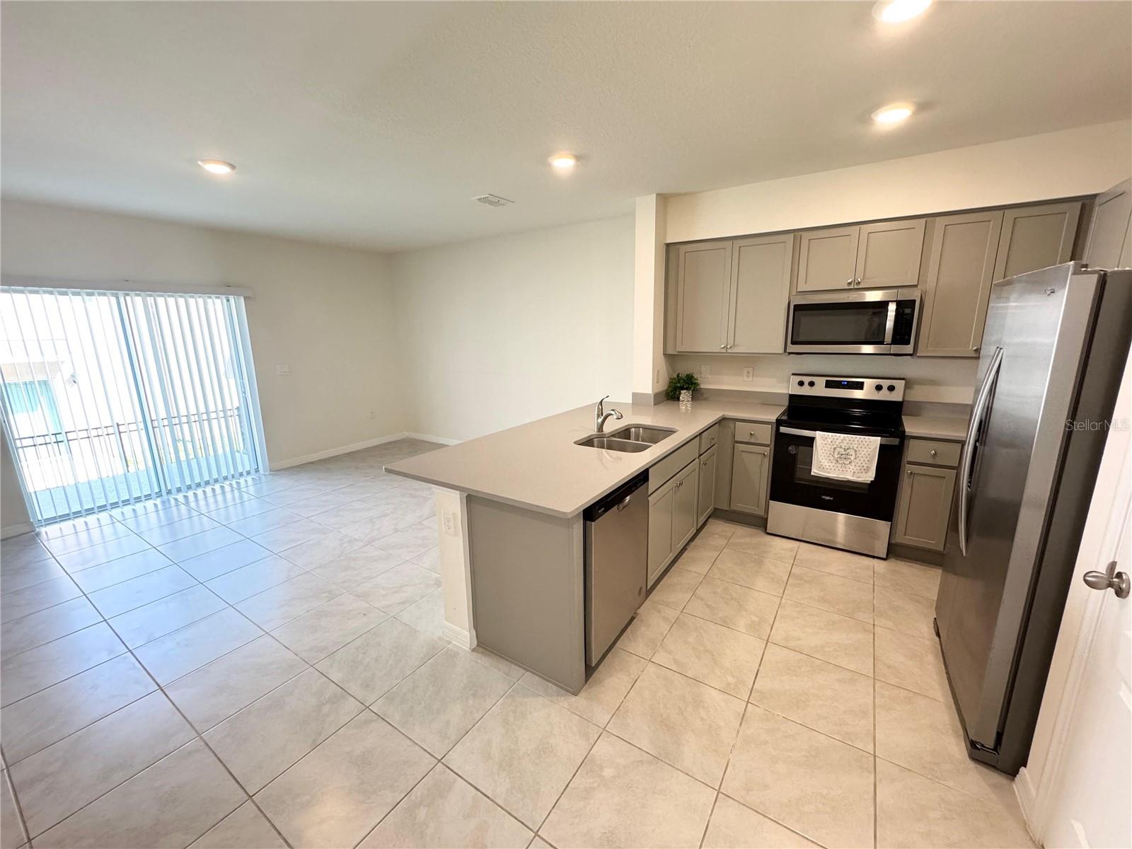 2353 PENGUIN BLVD, DAVENPORT, FL, 33837