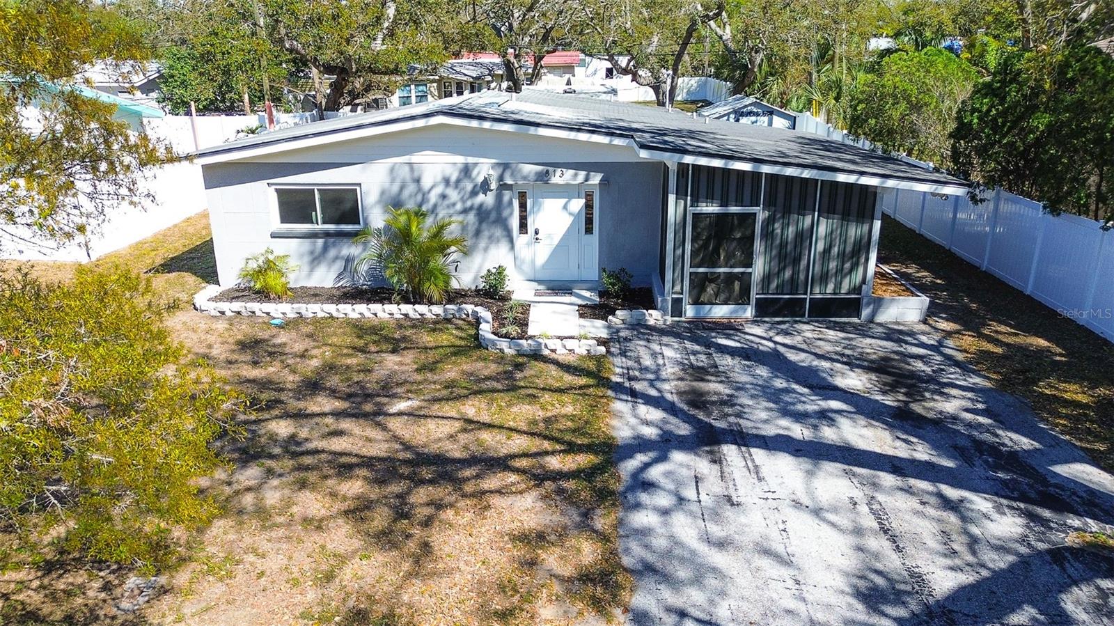 813 HELENA DR, LARGO, FL, 33770