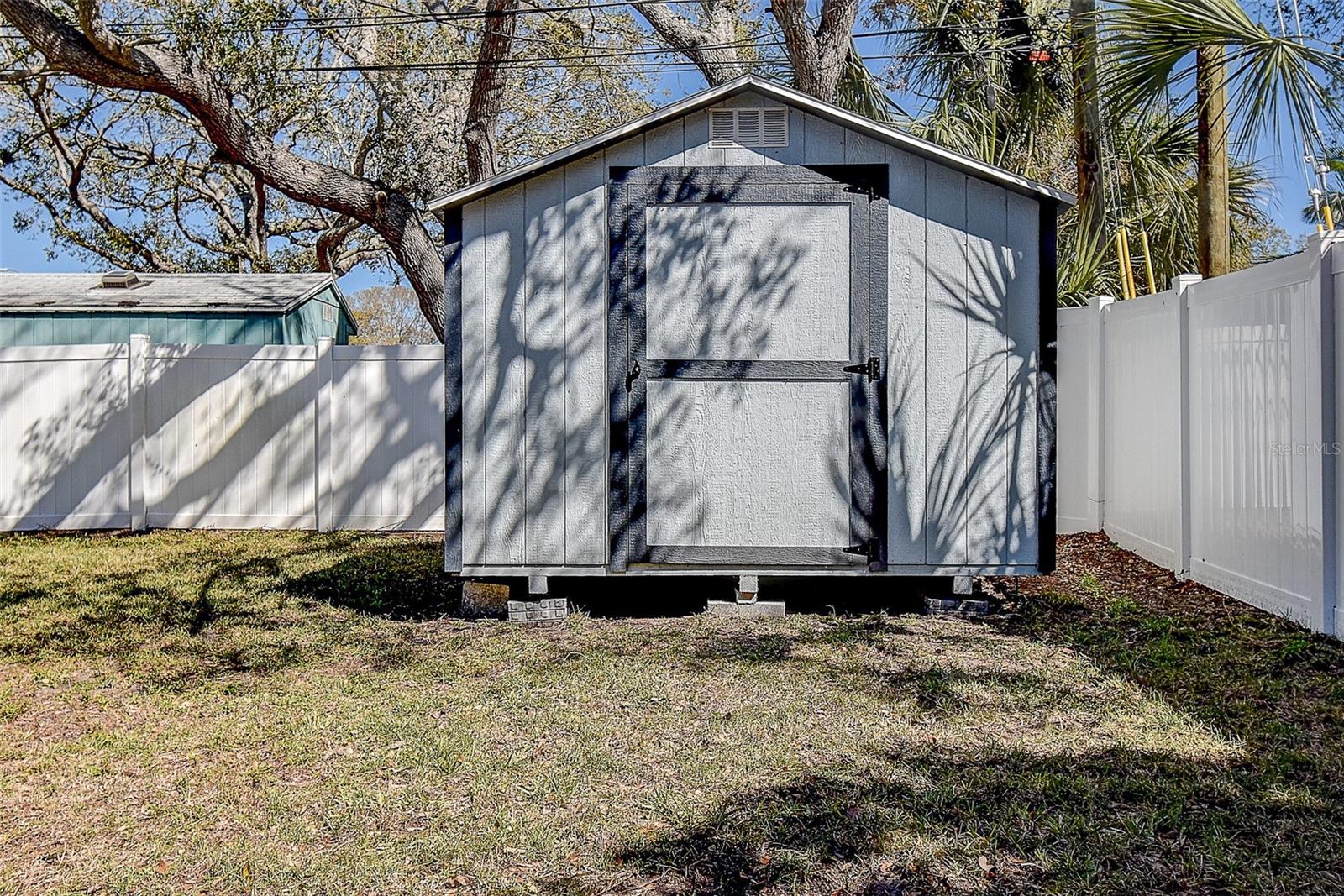 813 HELENA DR, LARGO, FL, 33770