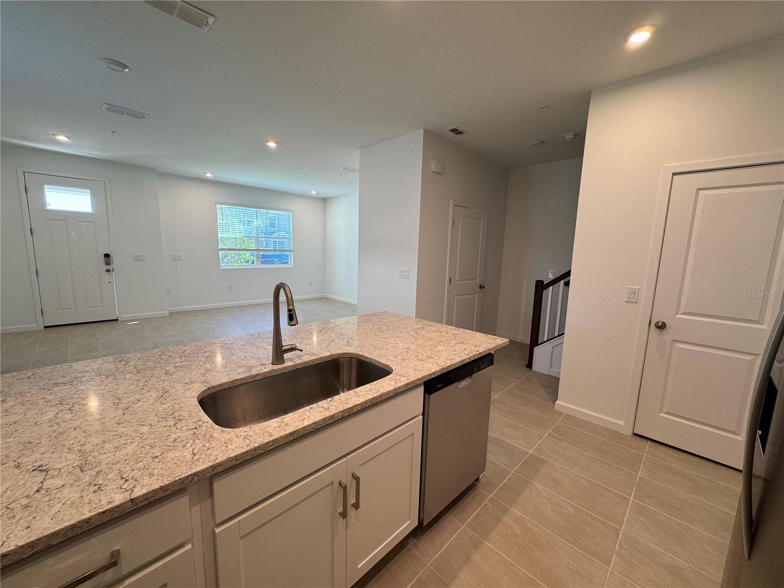 2751 CAMELLIA FLOWER ST, APOPKA, FL, 32703