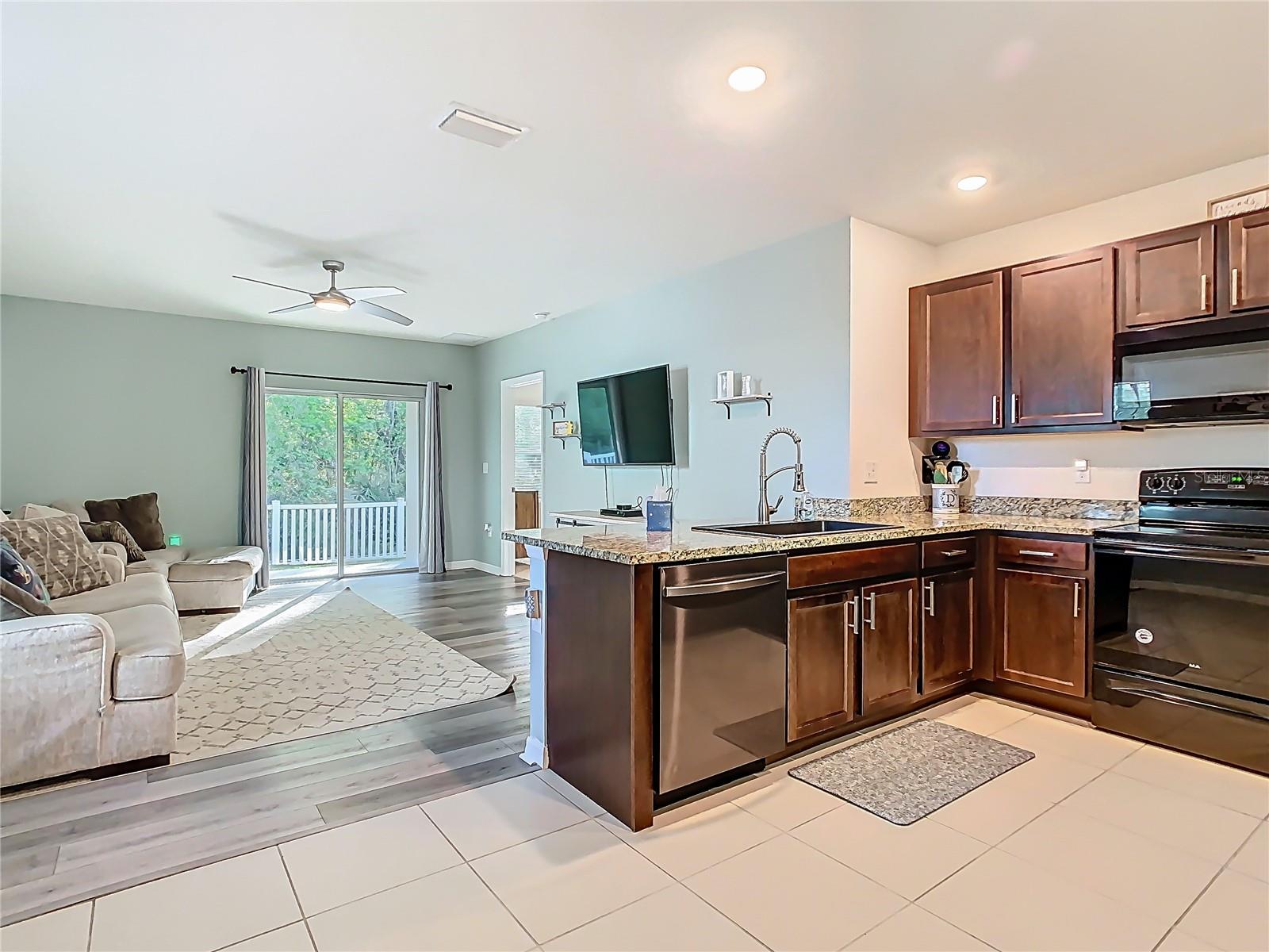32779 BROOKS HAWK LN, WESLEY CHAPEL, FL, 33543