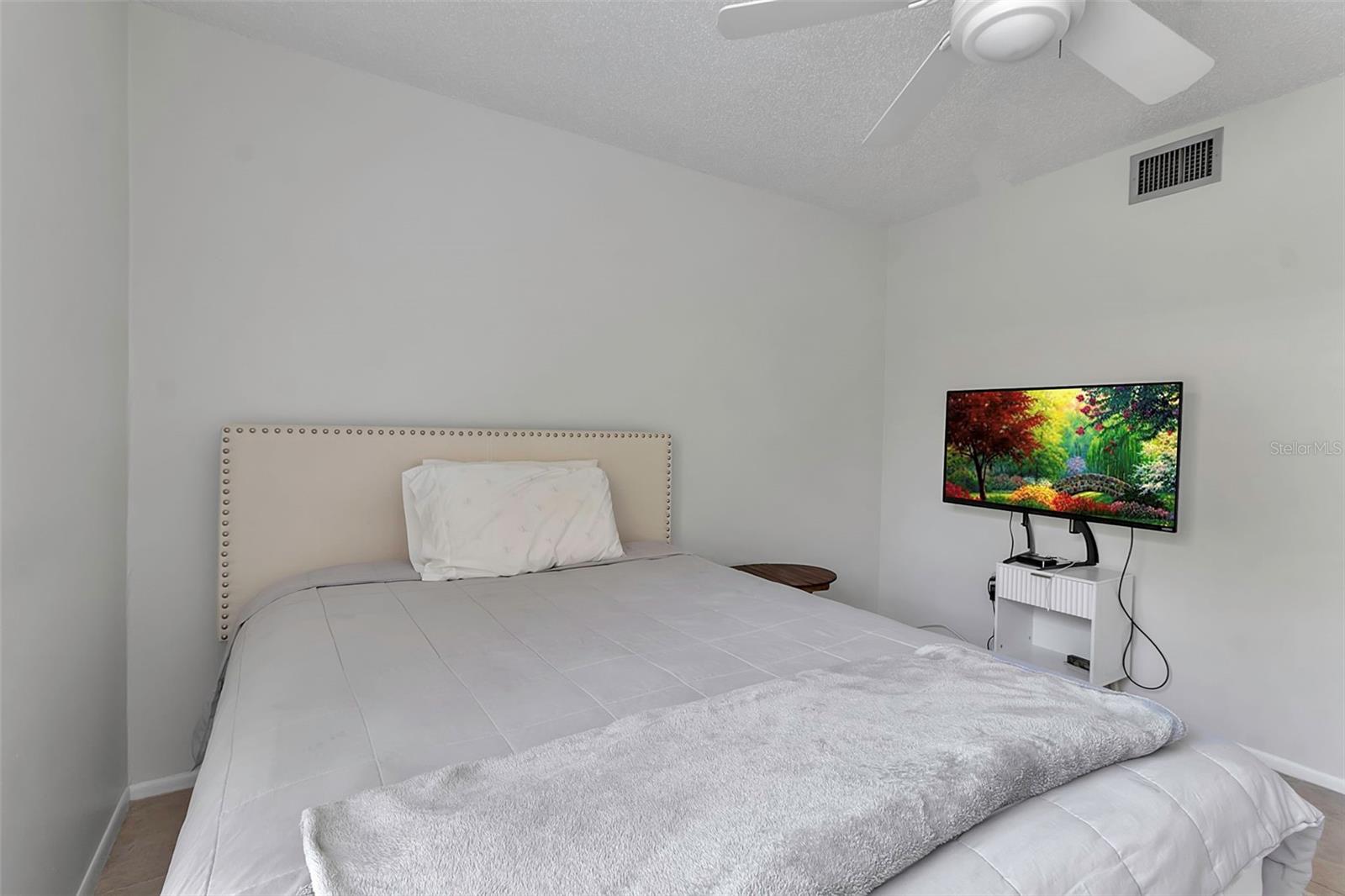 6946 WOODWIND DR #2, SARASOTA, FL, 34231