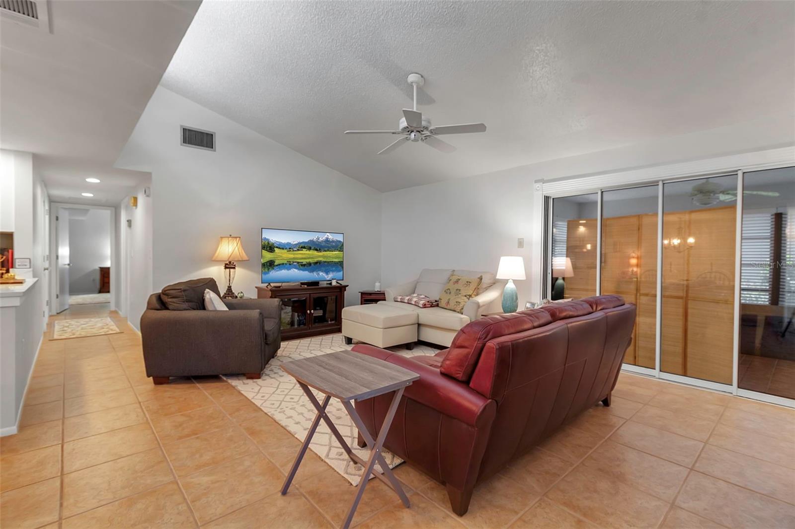 6946 WOODWIND DR #2, SARASOTA, FL, 34231