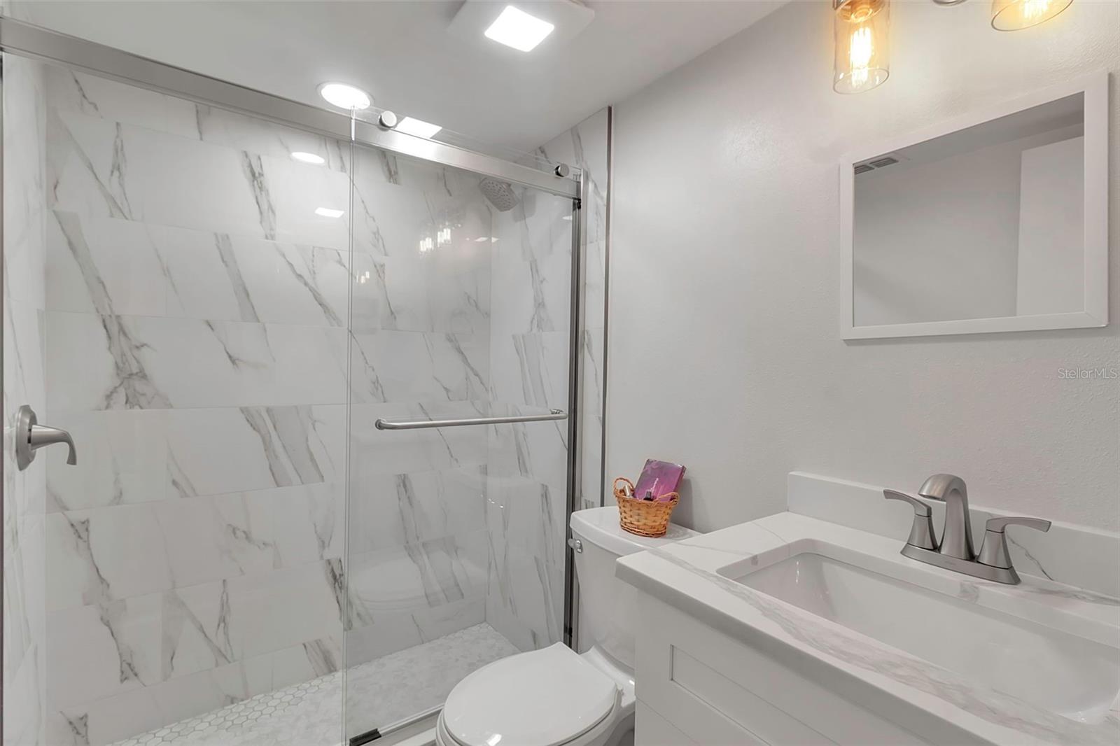 6946 WOODWIND DR #2, SARASOTA, FL, 34231