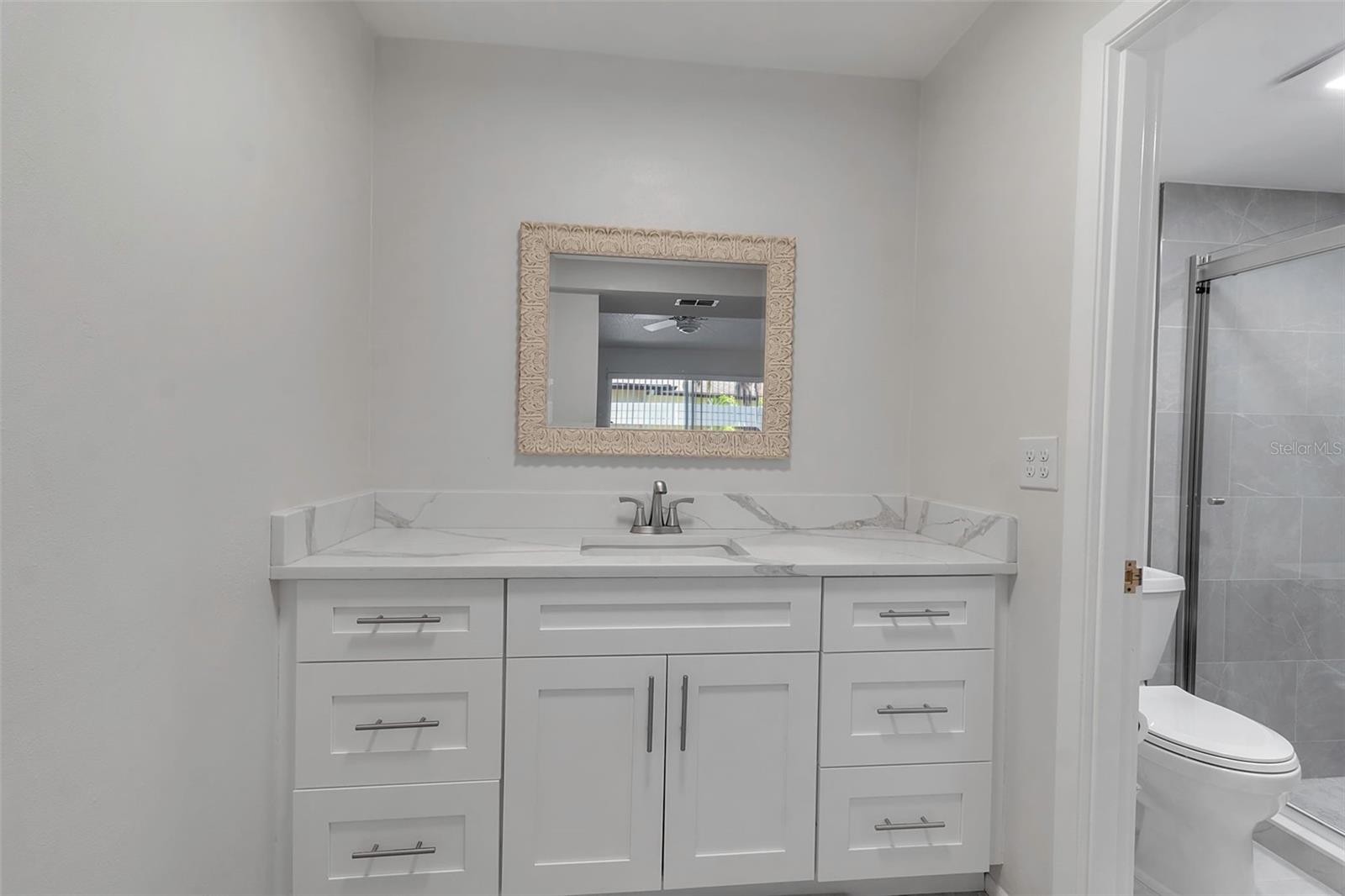 6946 WOODWIND DR #2, SARASOTA, FL, 34231