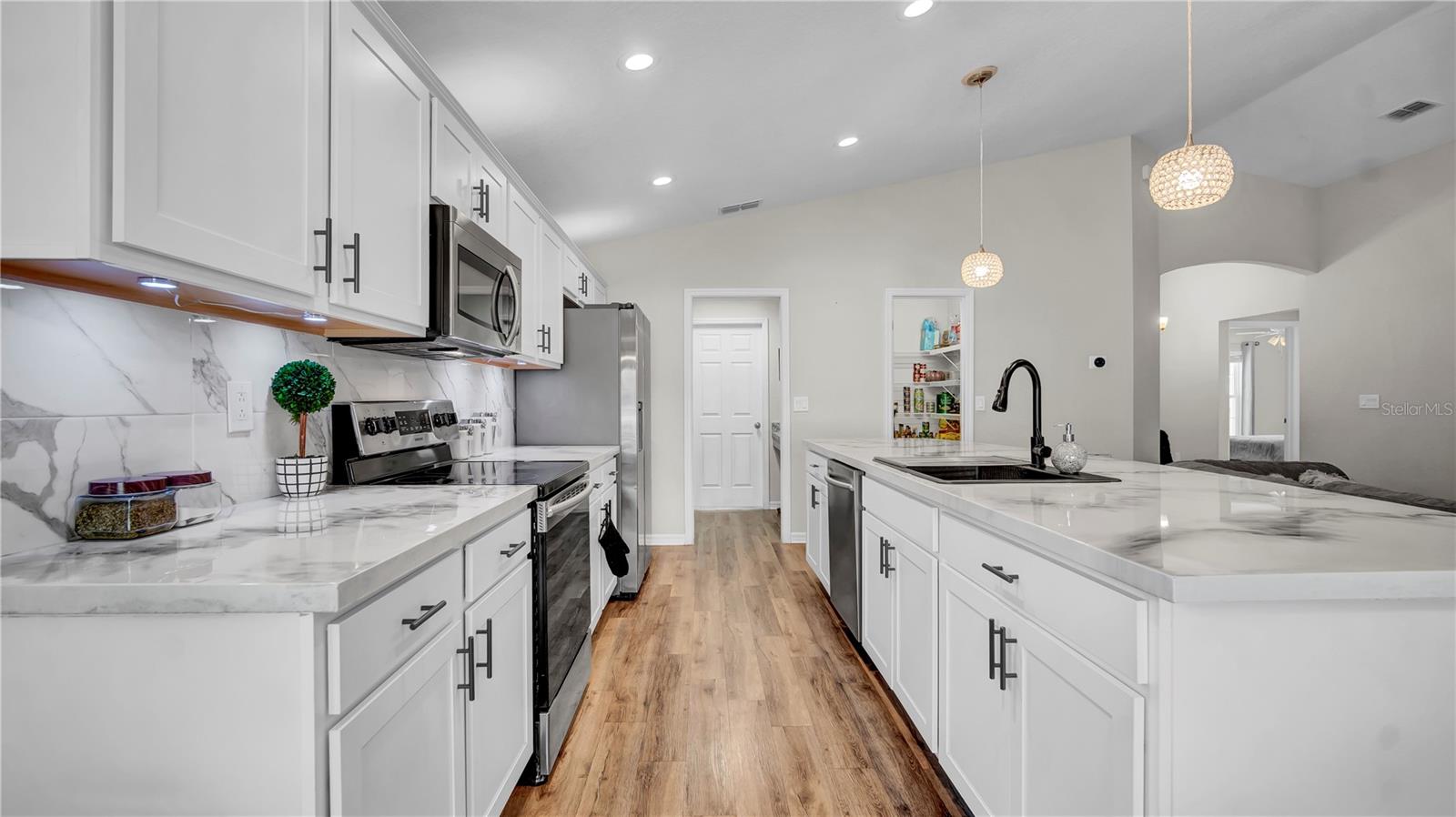 8043 BROOKESHIRE DR, LAKELAND, FL, 33809