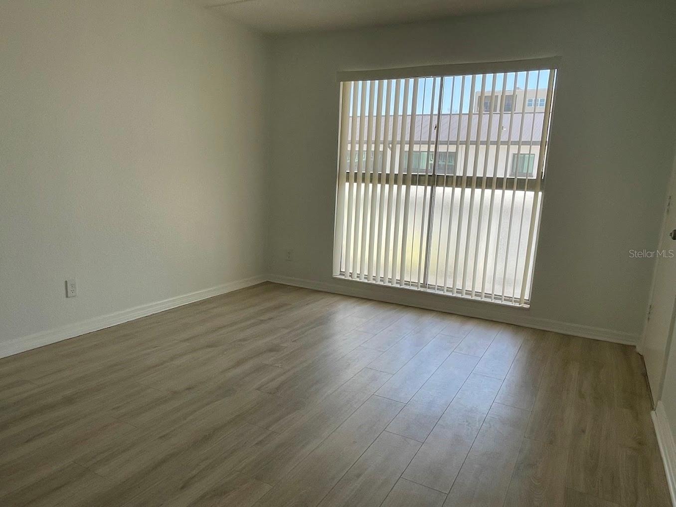 2944 W BAY DR #206, BELLEAIR BLUFFS, FL, 33770