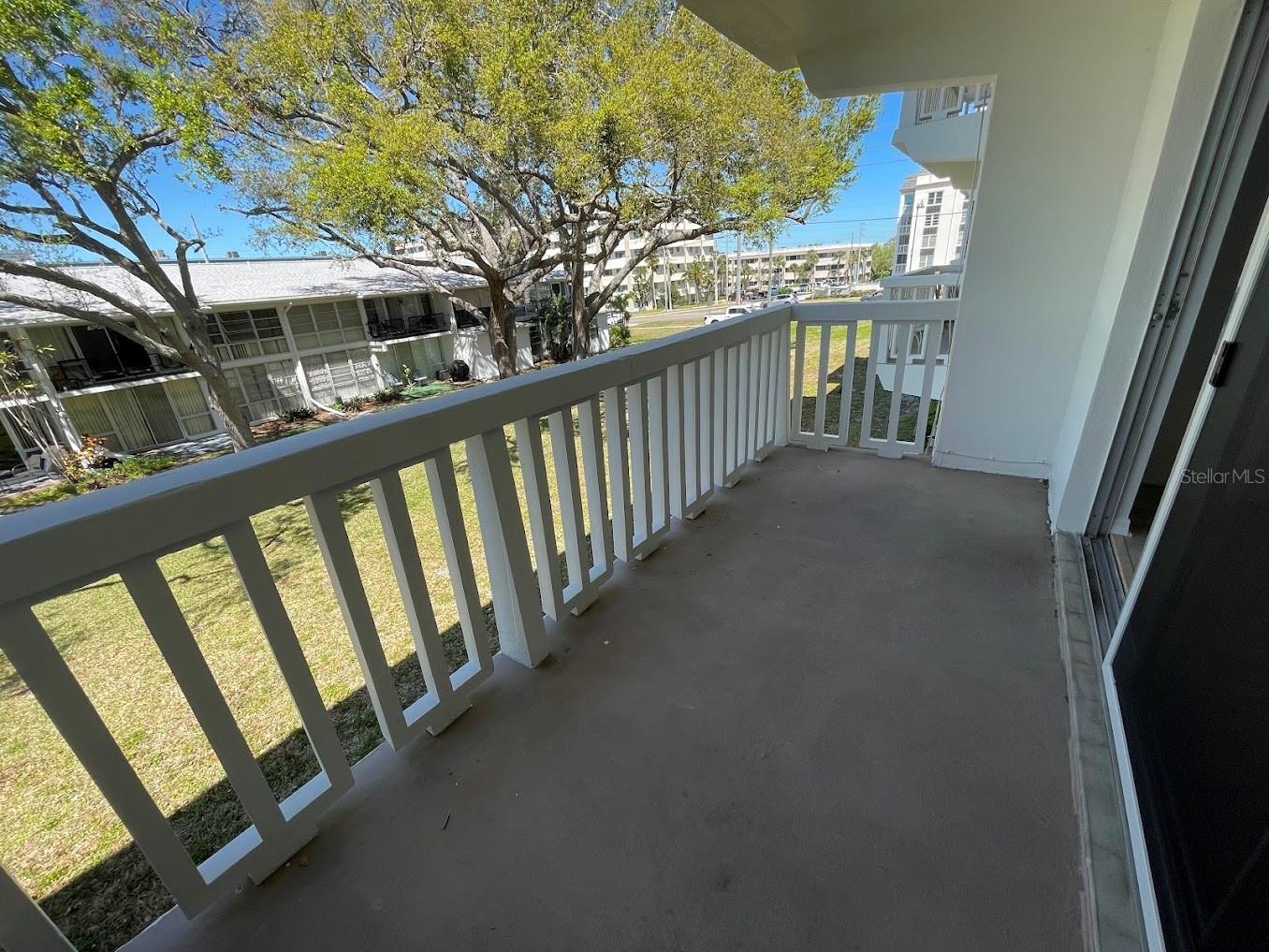 2944 W BAY DR #206, BELLEAIR BLUFFS, FL, 33770