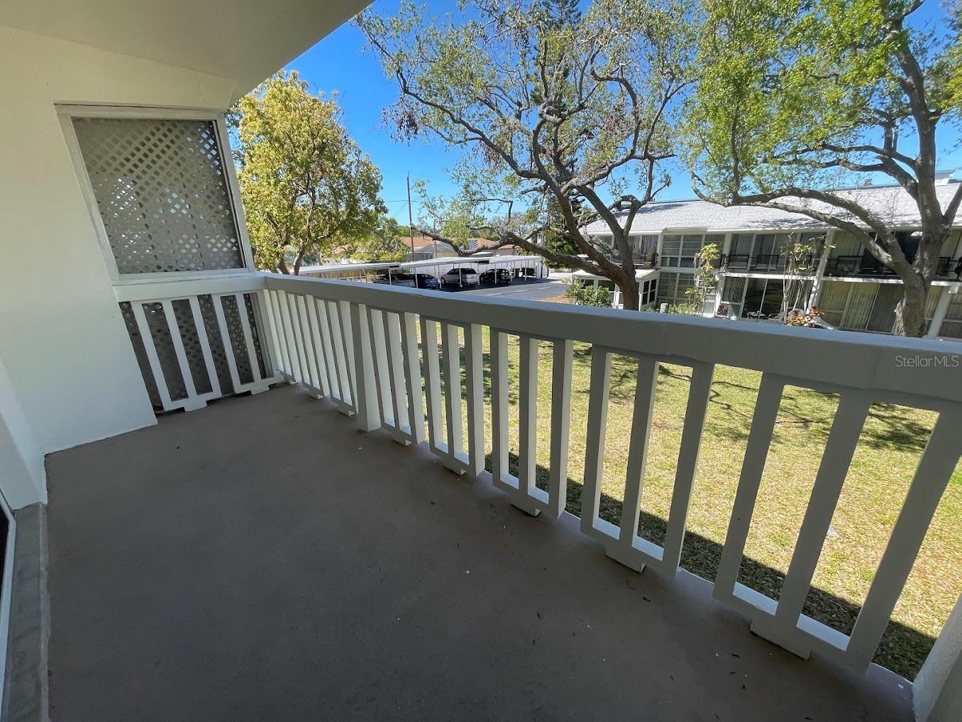 2944 W BAY DR #206, BELLEAIR BLUFFS, FL, 33770