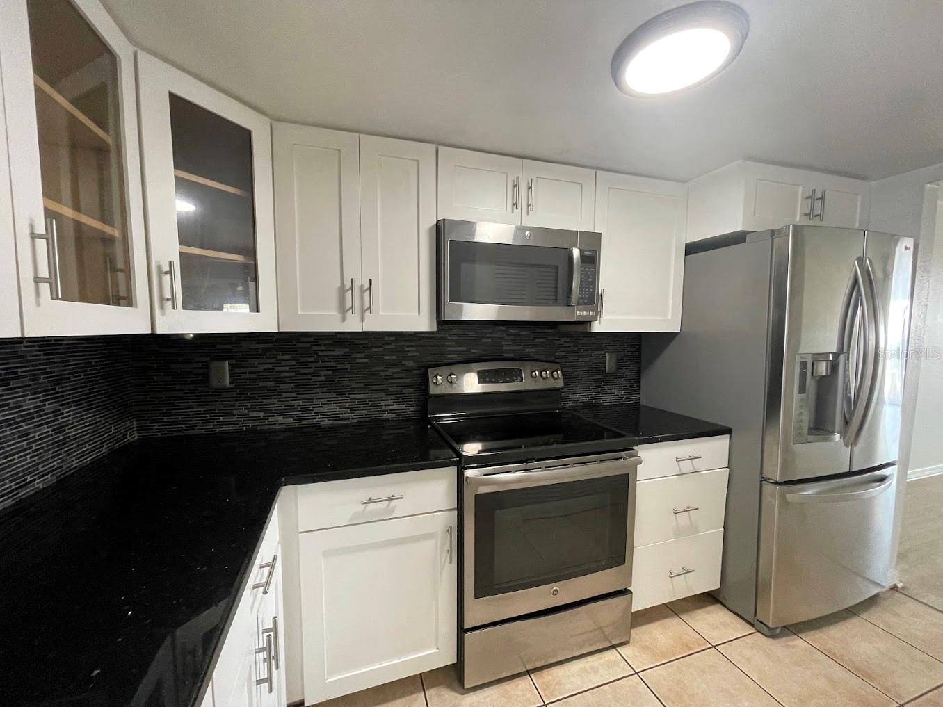 2944 W BAY DR #206, BELLEAIR BLUFFS, FL, 33770
