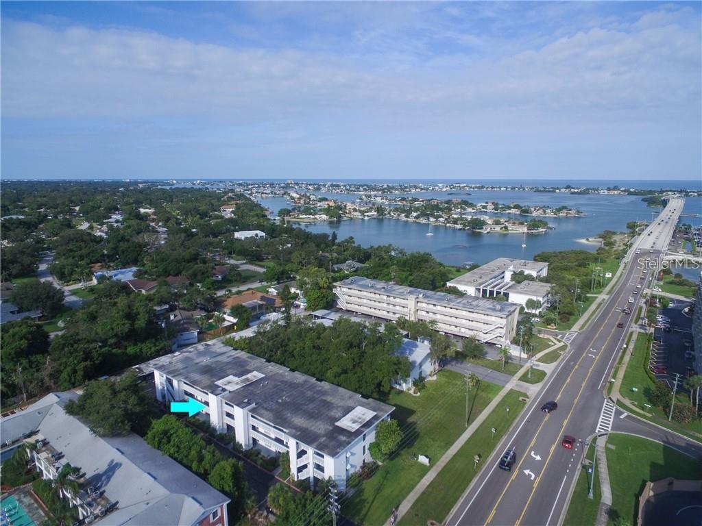 2944 W BAY DR #206, BELLEAIR BLUFFS, FL, 33770