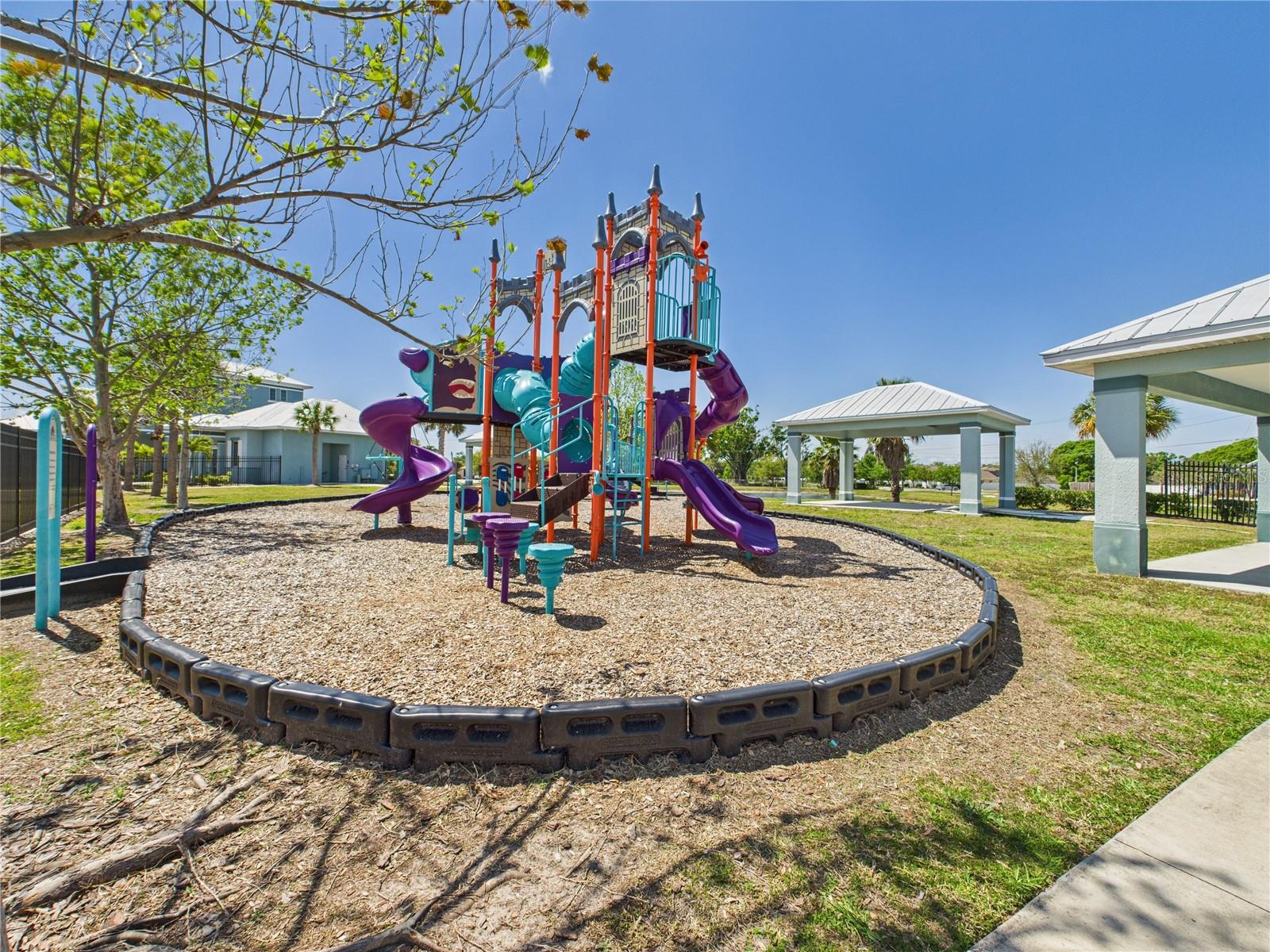 1405 BLOSSOM BAYOU CIR, RUSKIN, FL, 33570