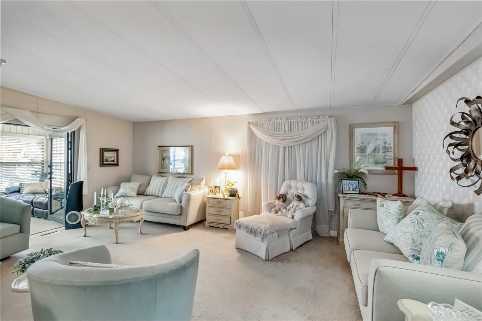 2909 HOLLY AVE, ENGLEWOOD, FL, 34224