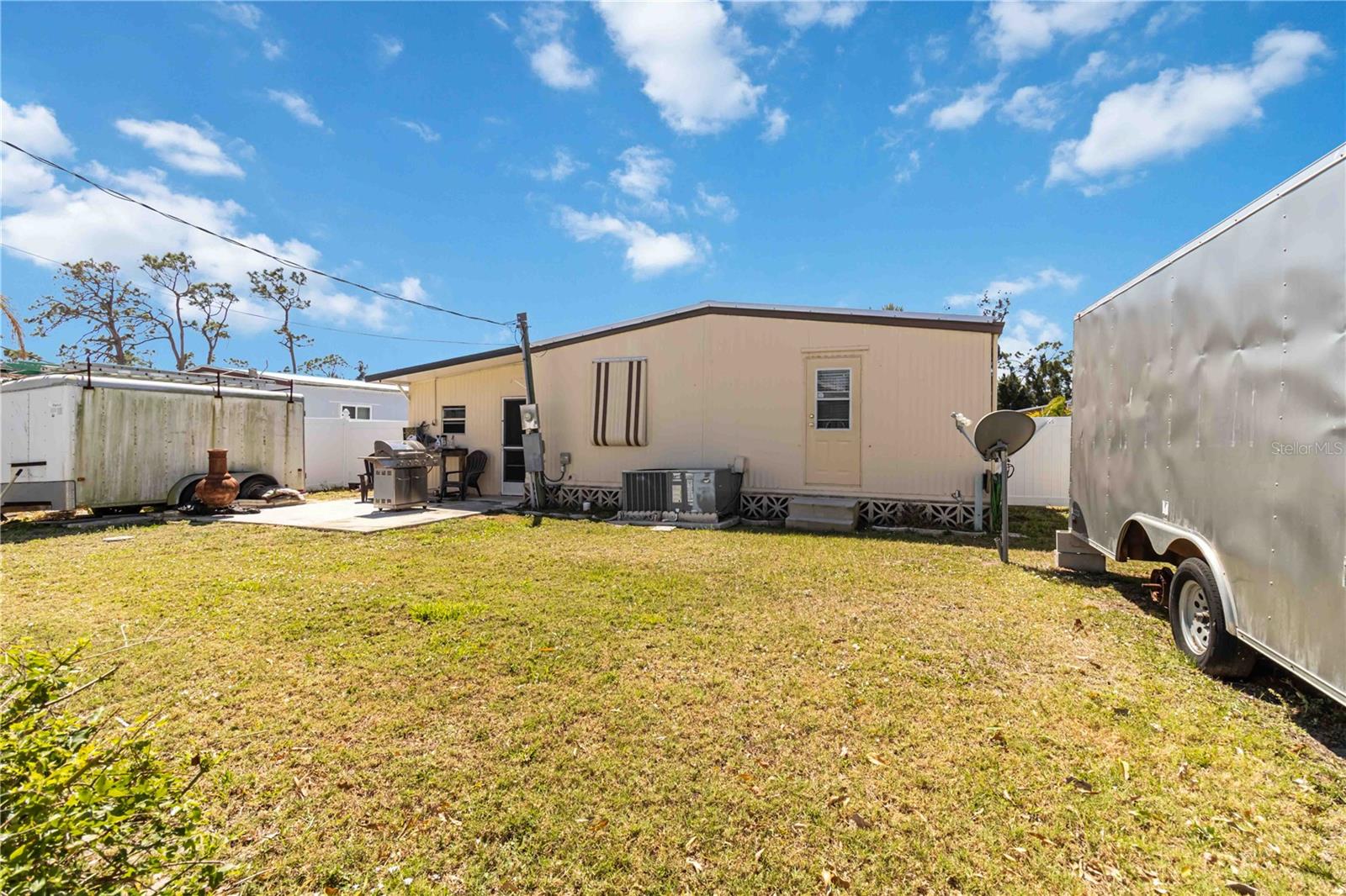 2909 HOLLY AVE, ENGLEWOOD, FL, 34224