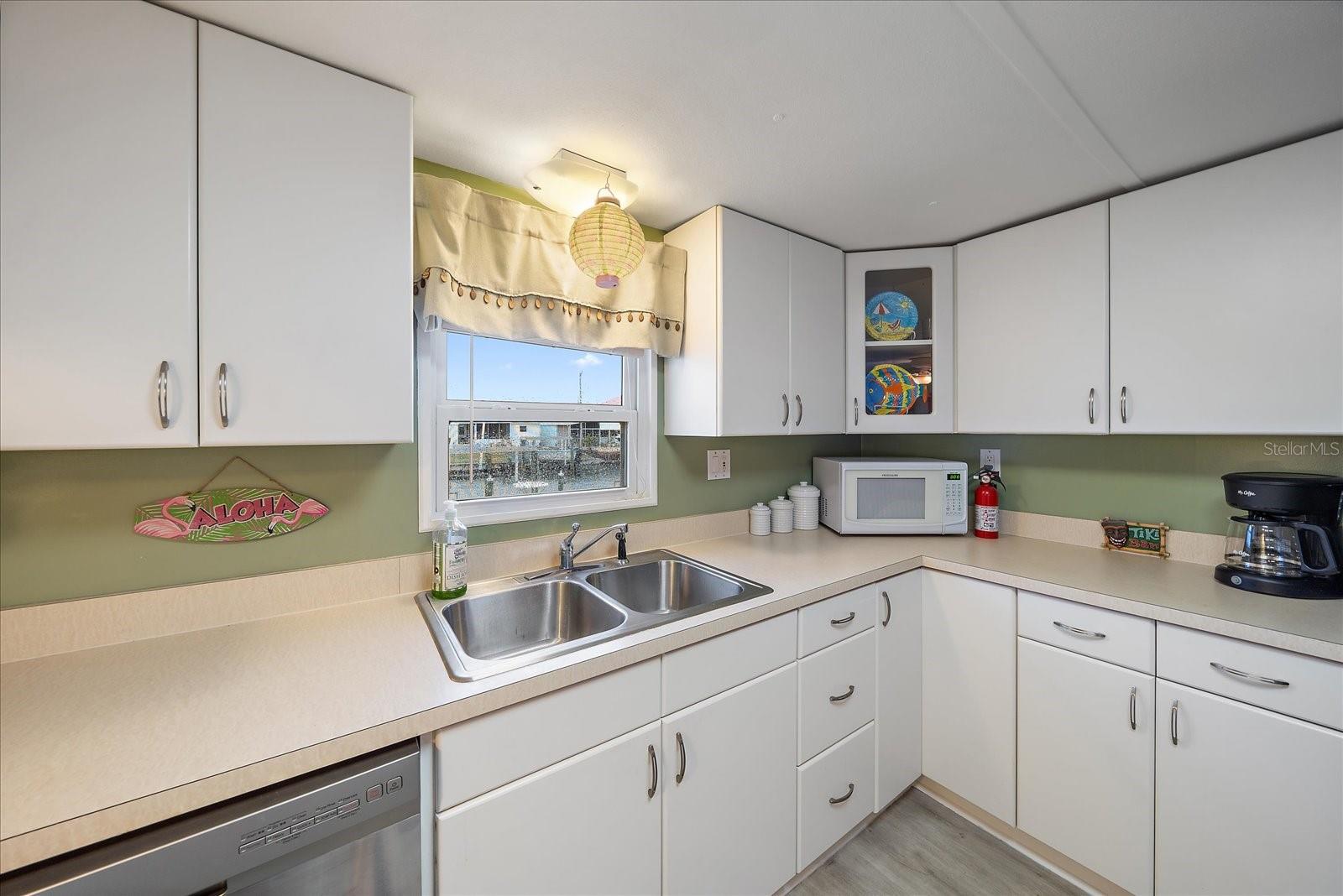 252 ALOHA DR, PALMETTO, FL, 34221