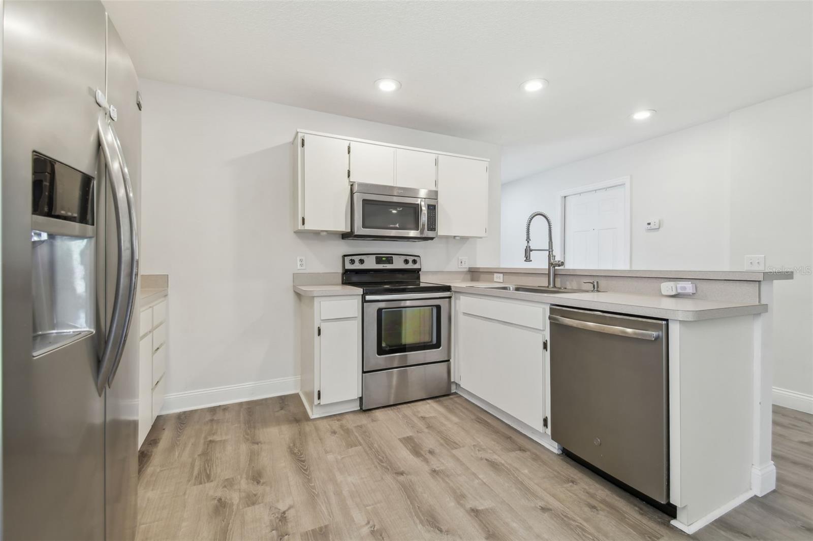 206 2ND AVE SE, LUTZ, FL, 33549