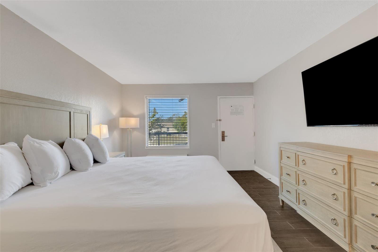 7150 N TAMIAMI TRL #S603, SARASOTA, FL, 34243