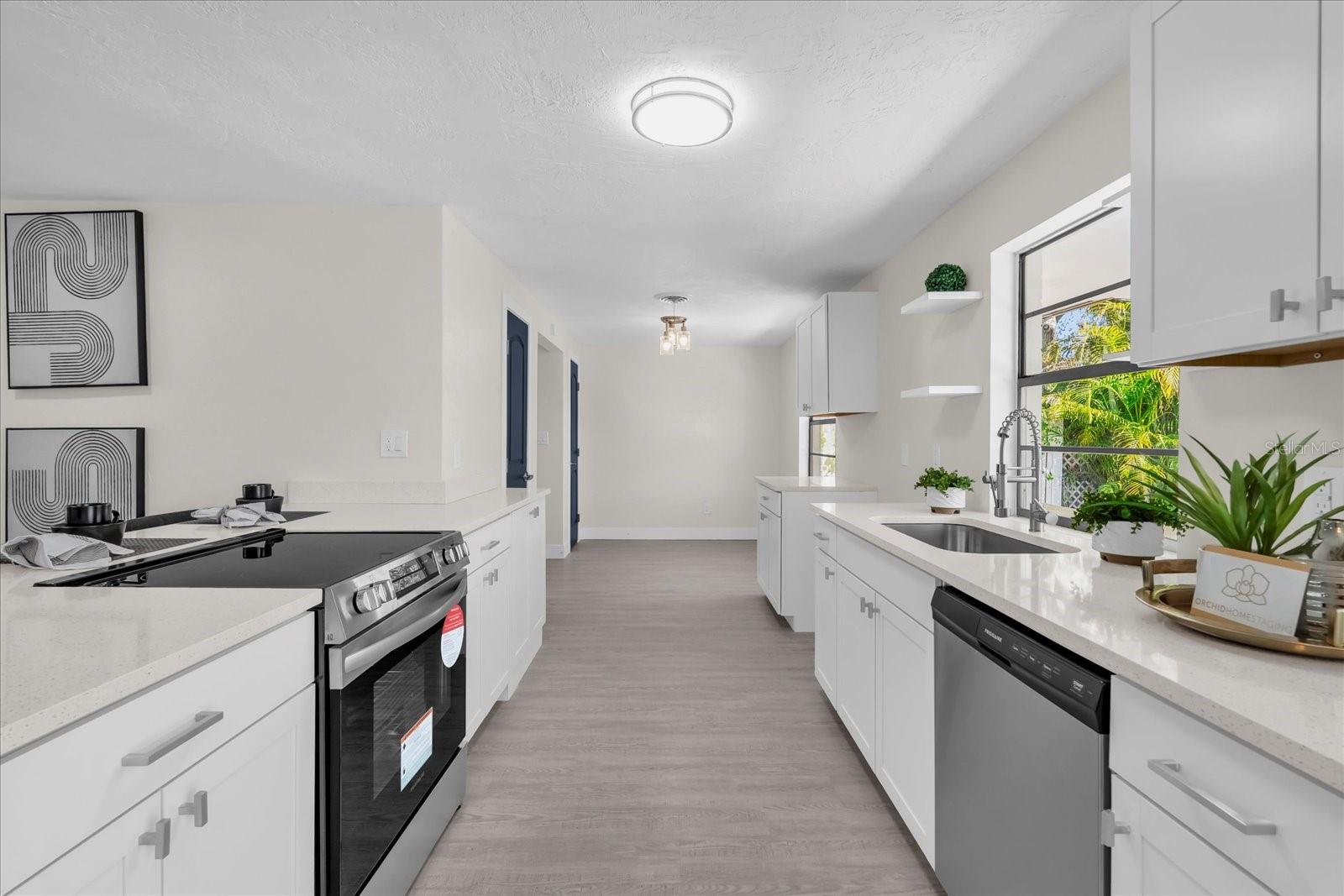 822 OAKVIEW DR, NEW SMYRNA BEACH, FL, 32169