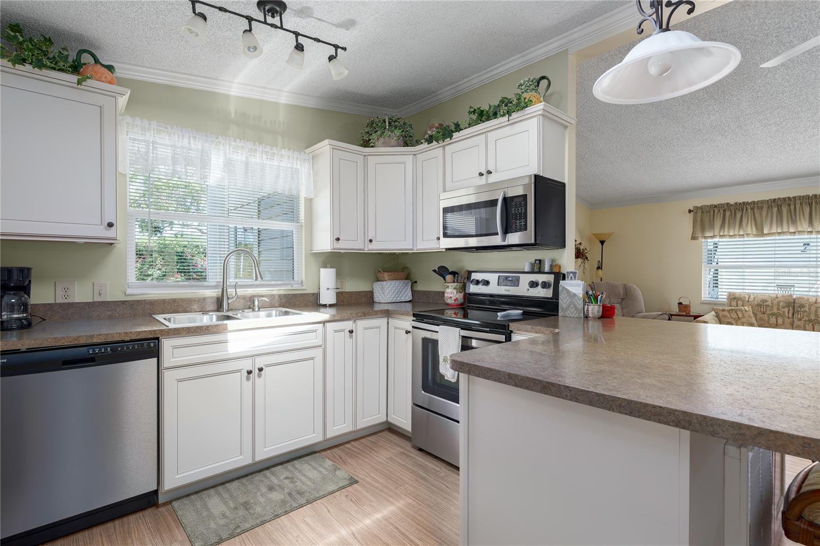 8402 PRINCESS CT, PALMETTO, FL, 34221