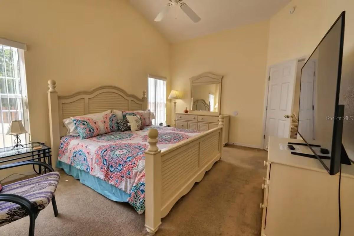 1047 CLEAR CREEK CIR, CLERMONT, FL, 34714