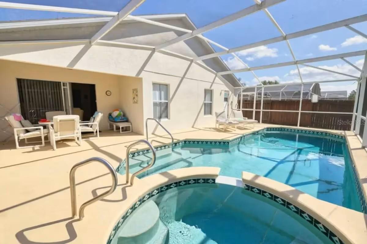 1047 CLEAR CREEK CIR, CLERMONT, FL, 34714