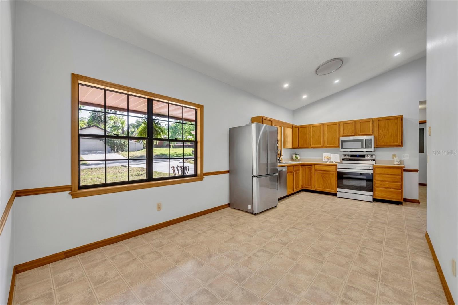 715 OAK TER, ORANGE CITY, FL, 32763