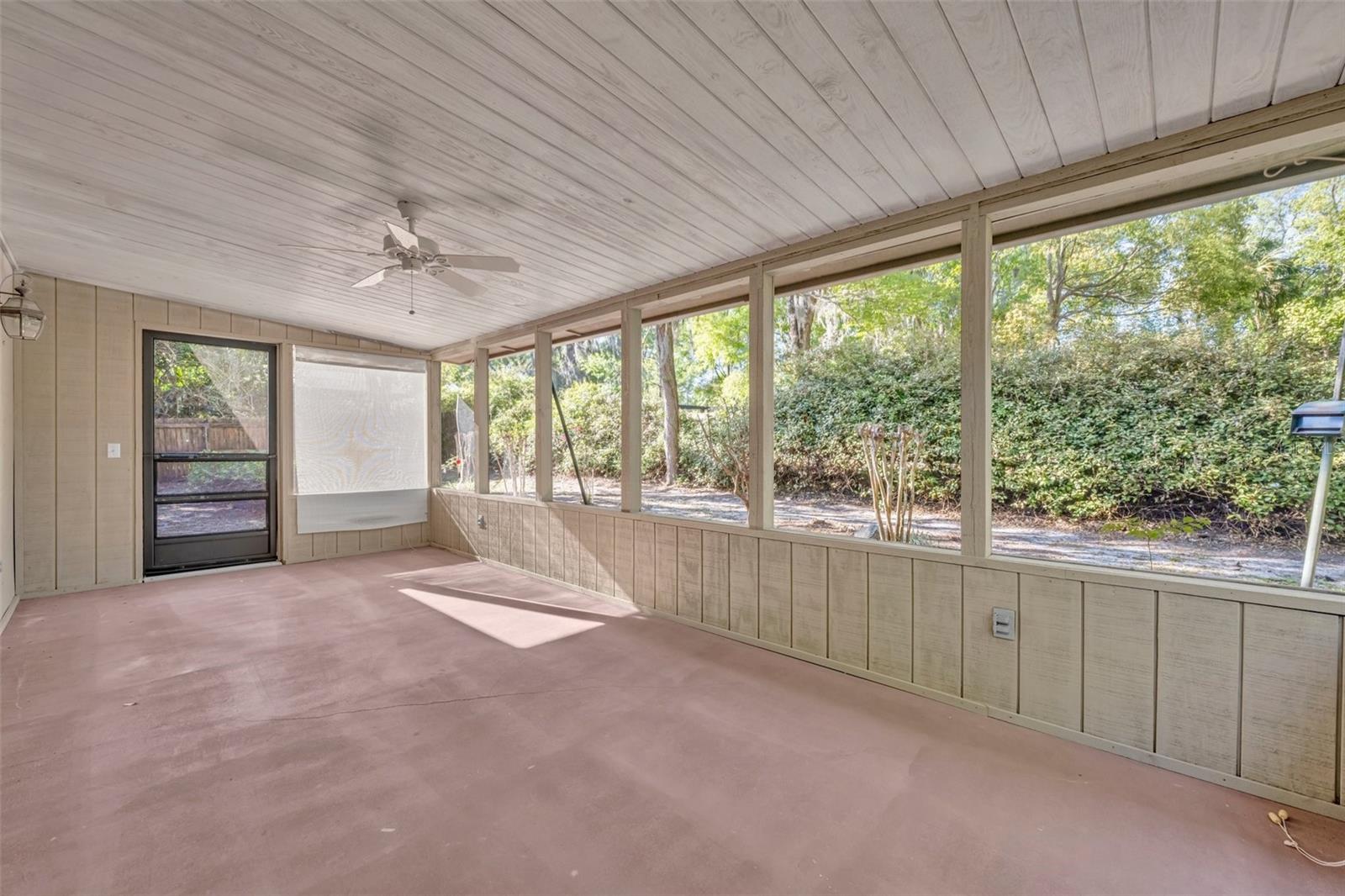 715 OAK TER, ORANGE CITY, FL, 32763