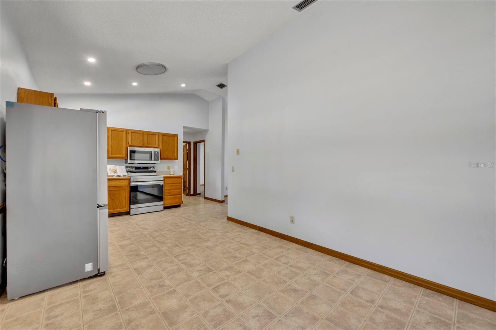 715 OAK TER, ORANGE CITY, FL, 32763