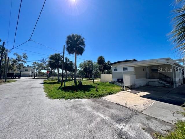 6825 EDGEWATER DR, NEW PORT RICHEY, FL, 34652