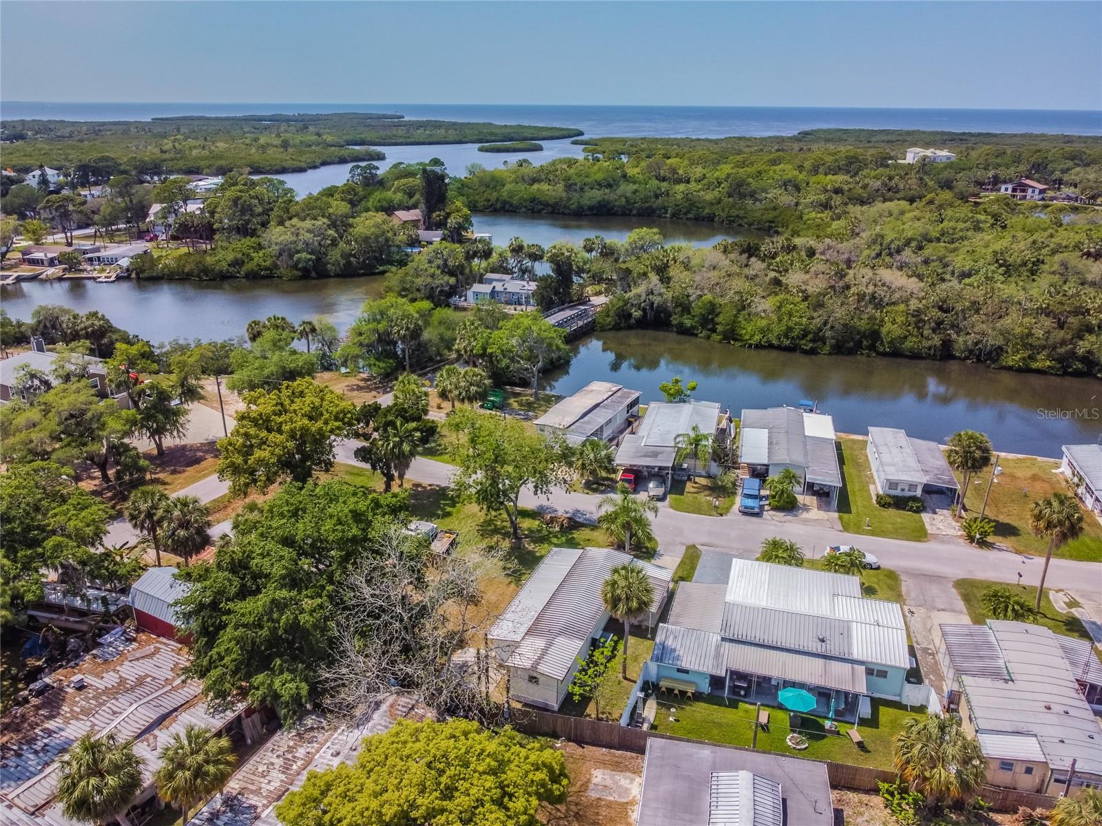 6825 EDGEWATER DR, NEW PORT RICHEY, FL, 34652