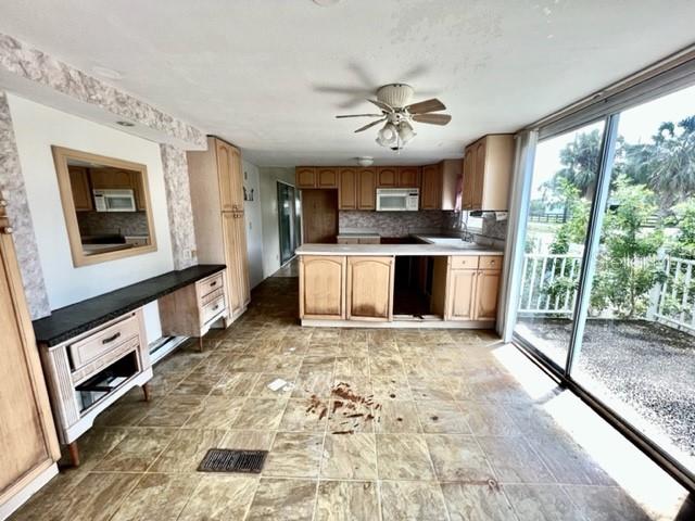 6825 EDGEWATER DR, NEW PORT RICHEY, FL, 34652