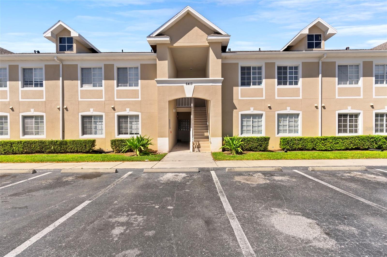 6413 HOLLYDALE PL #202, RIVERVIEW, FL, 33578