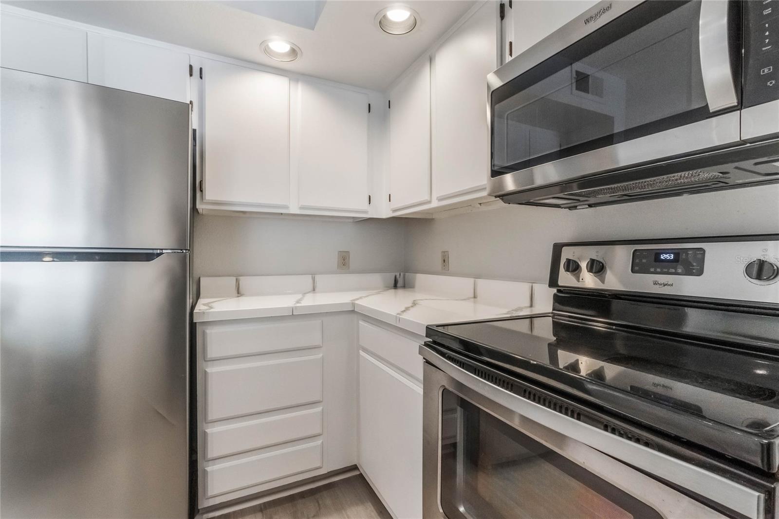 4532 COMMANDER DR #2115, ORLANDO, FL, 32822