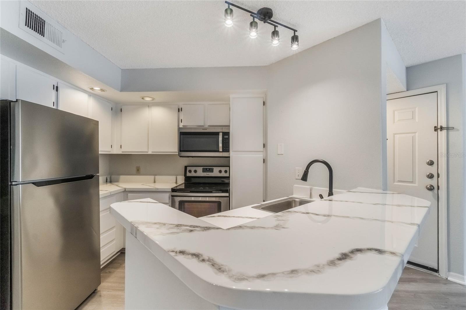 4532 COMMANDER DR #2115, ORLANDO, FL, 32822