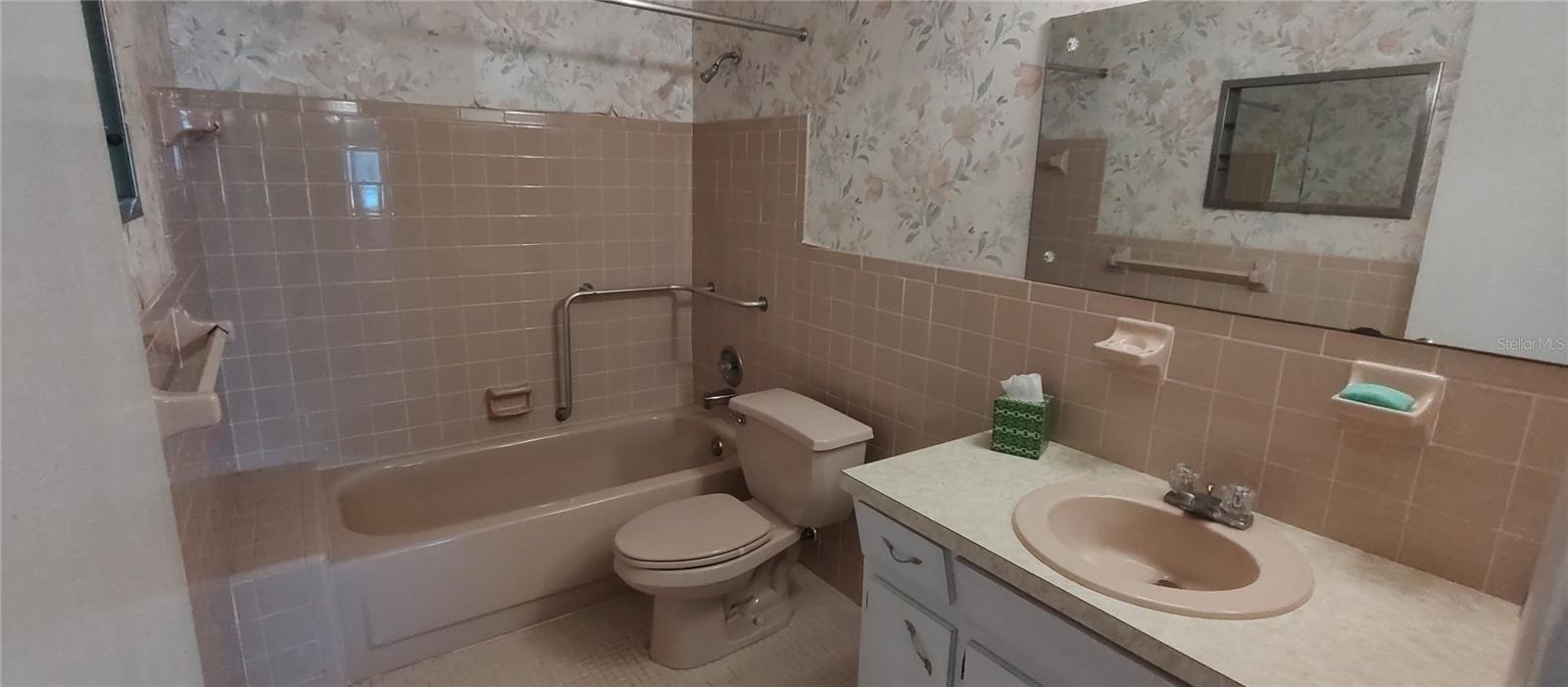 2402 ECUADORIAN WAY #20, CLEARWATER, FL, 33763